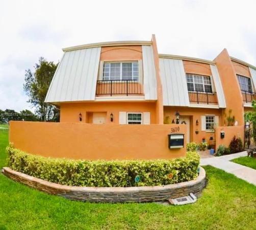 Isla Merita, 3610 Citrus Trce #1, Davie, Florida undefined, image 1