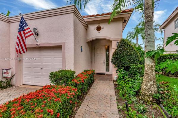 8018 Aberdeen Dr #202, Boynton Beach, Florida 33472, image 1