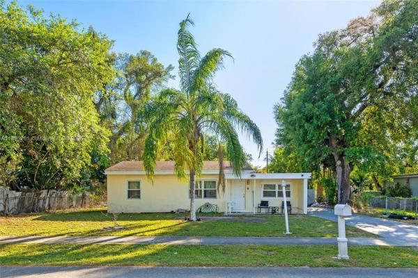 Miami Gardens Estates, 114 Marion Rd, West Park, Florida 33023, image 1