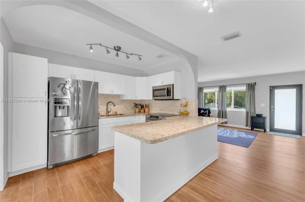 6023 SW 59th St, Miami, Florida 33143, image 1