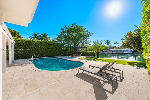 Normandy Golf Course, 410 S Shore Dr, Miami Beach, Florida 33141, image 1