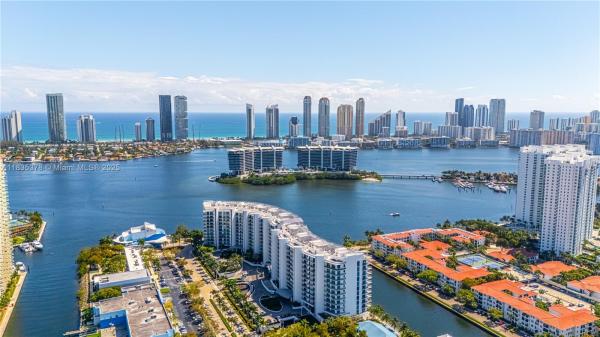 Echo Aventura West, 3250 NE 188th St #PH-02, Aventura, Florida 33180, image 2
