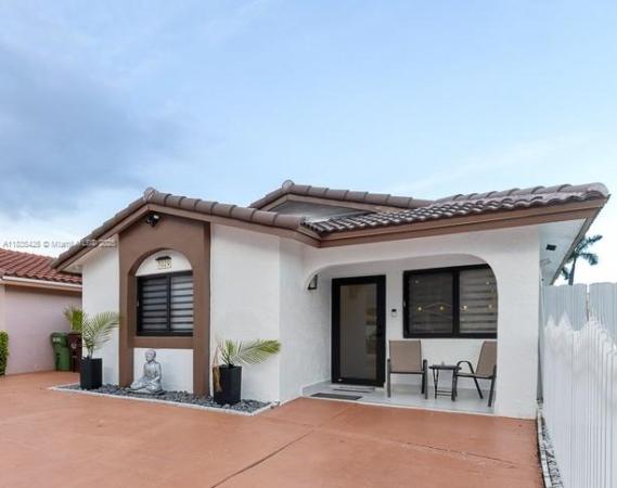 El Prado Country Club, 7029 W 29th Way, Hialeah, Florida 33018, image 2