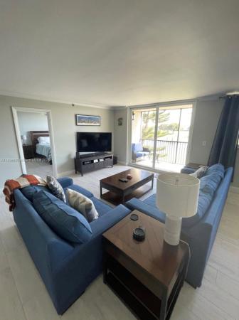 Rolling Hills Golf And Tennis Club, 3300 W Rolling Hills Cir #307, Davie, Florida 33328, image 1
