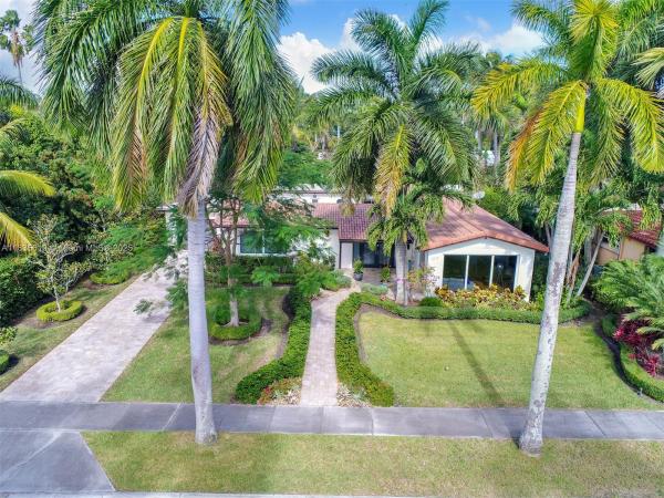 Hollywood Lakes, Hollywood, Florida 33019, image 1