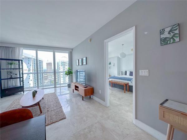Icon Brickell Tower 3, 485 Brickell Ave 3606, Miami, Florida 33131, image 1