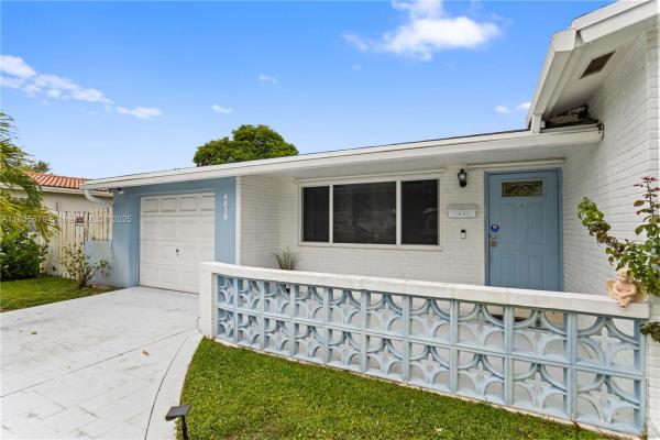 Hollywood Hills, 4515 Jackson St, Hollywood, Florida 33021, image 1