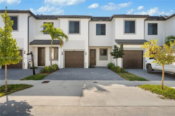 19082 SW 345th Ter #19082, Unincorporated Dade County, Florida 33034, image 1