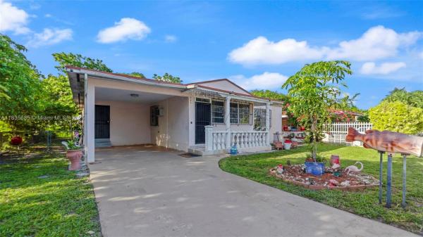 Holleman Manor, 521 SE 5th St, Hialeah, Florida 33010, image 1