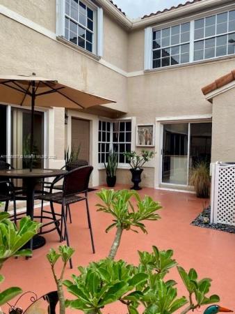 Embassy Courts, 11127 Long Boat Dr, Cooper City, Florida 33026, image 2