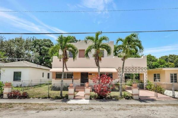 Le Roi, 1062 NW 41st St, Miami, Florida 33127, image 1