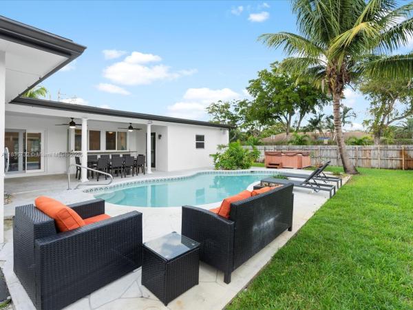 Emerald Hills, 5191 Sarazen Dr, Hollywood, Florida 33021, image 1