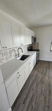 915 Avenue M, Fort Pierce, Florida 34950, image 1