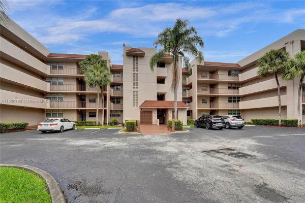 Sabal Palm Of Pine Island Ridge, 1911 Sabal Palm Dr #304, Davie, Florida 33324, image 1