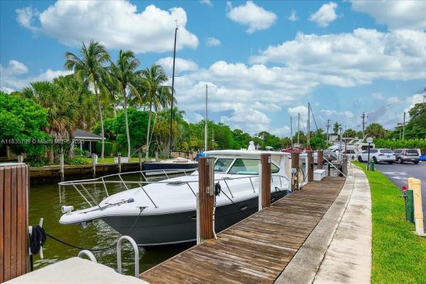 Rio Nuevo, 1200 SW 12th St #214, Fort Lauderdale, Florida 33315, image 1