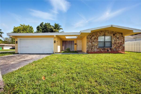 Sunrise Golf Village, 7187 NW 22nd St, Sunrise, Florida 33313, image 1