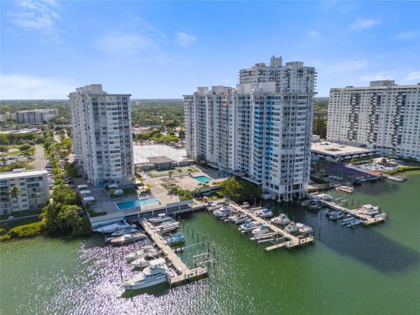 Del Prado, 18061 Biscayne Blvd 1701-2, Aventura, Florida 33160, image 1