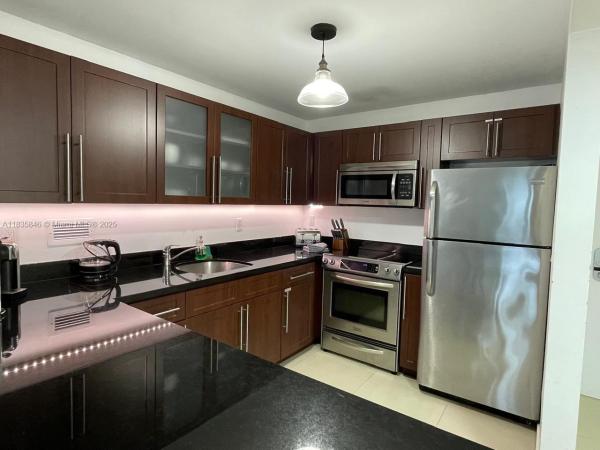 Roney Palace, 2301 Collins Ave 735, Miami Beach, Florida 33139, image 1