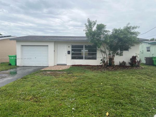 Gold Key Villas, 6837 NW 28th St, Sunrise, Florida 33313, image 1