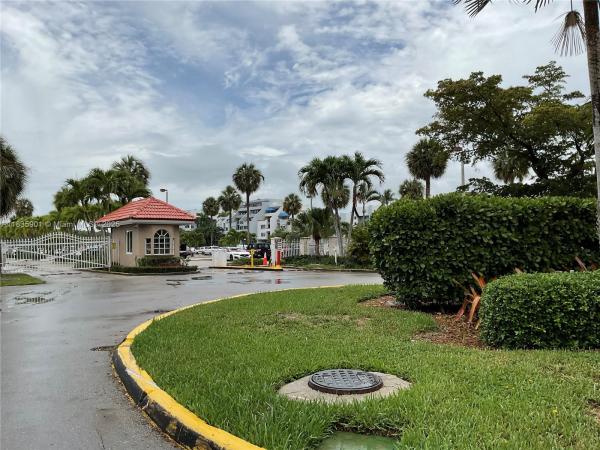 Coastal Towers, 400 Kings Point Dr 623, Sunny Isles Beach, Florida 33160, image 1