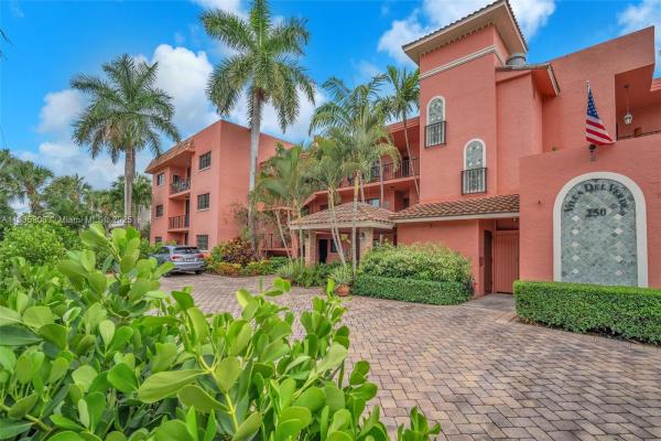 Villa Del Verde, 250 E Royal Palm Rd #1C, Boca Raton, Florida 33432, image 1