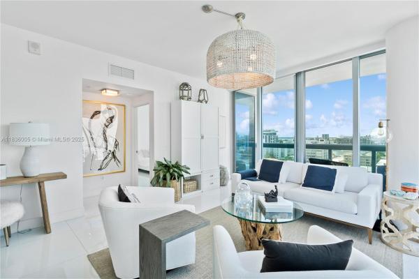 Miami Beach, Florida 33141, image 1