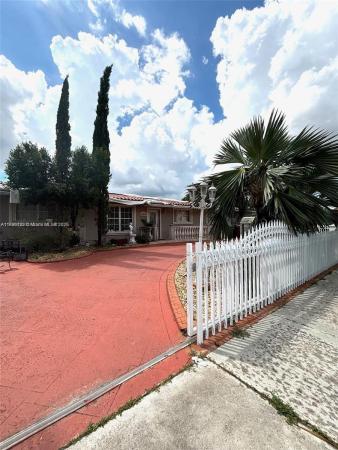 Palm Lakes, 1214 W 80th St, Hialeah, Florida 33014, image 1