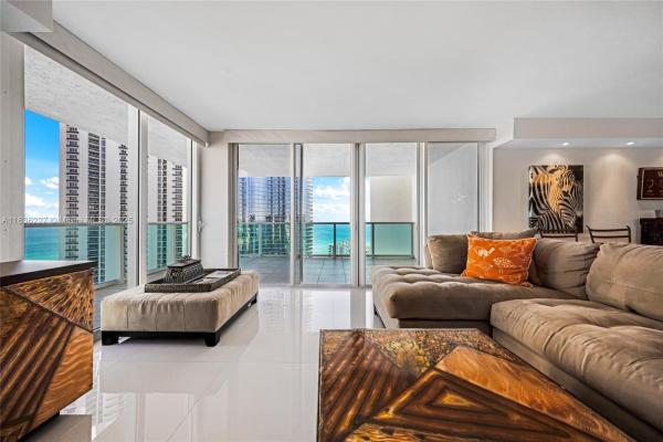Arlen House East, 100 Bayview Dr 1905, Sunny Isles Beach, Florida 33160, image 1