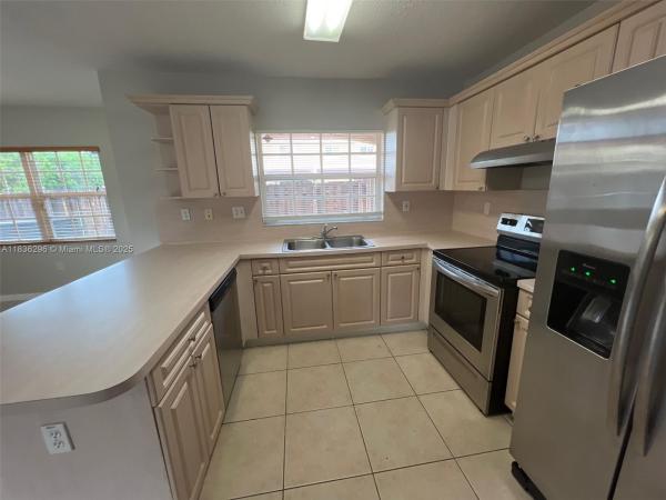 6865 SW 158th Pl, Miami, Florida 33193, image 3