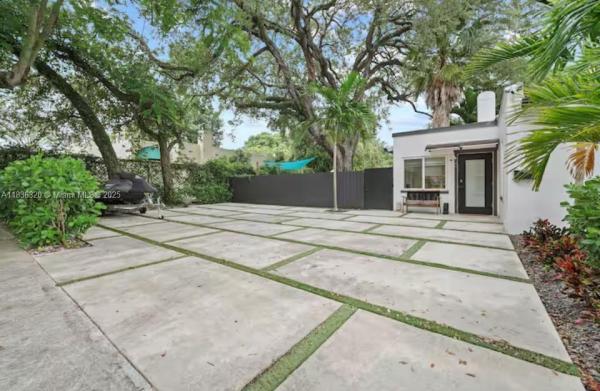 Woodside, 2301 SW 17th Ave, Miami, Florida 33145, image 3