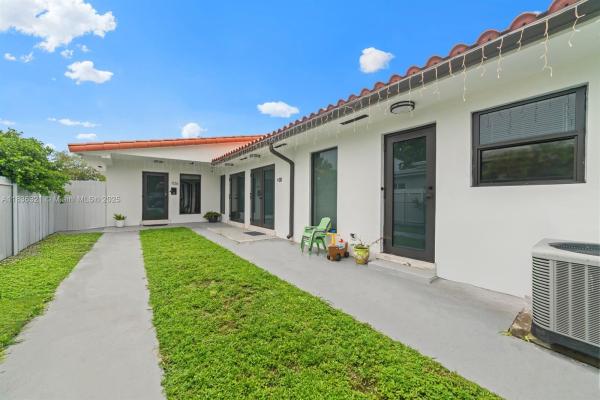 Comfort Gardens, 1136 NW 34th Ave, Miami, Florida 33125, image 1