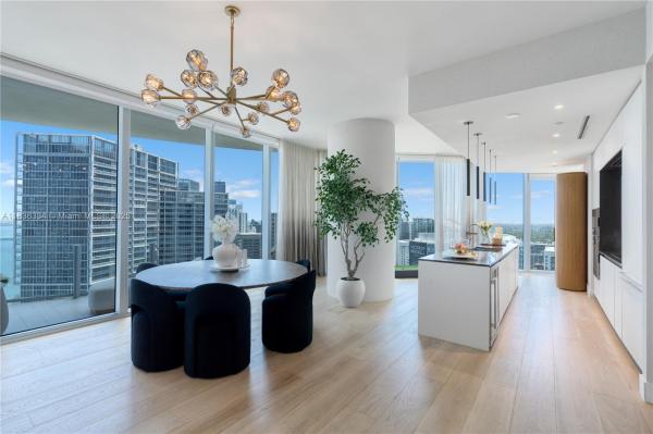 300 Biscayne Blvd Way #4707, Miami, Florida 33131, image 2