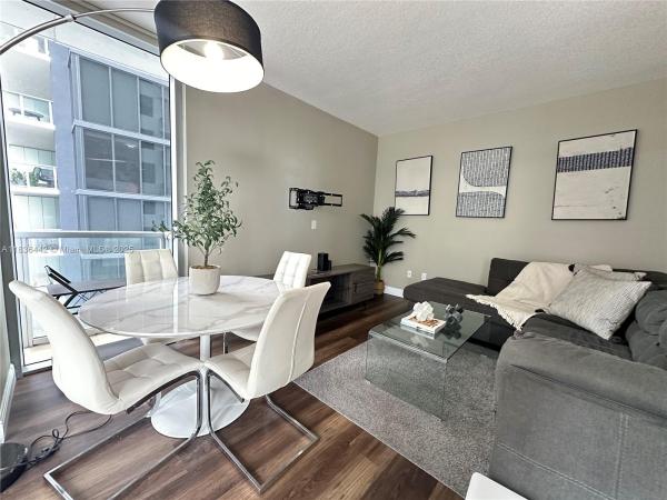 1050 Tower, 1050 Brickell Ave #2220, Miami, Florida 33131, image 1