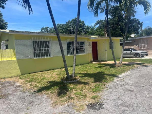 Queens Park, 1825 NW 112th St, Westview, Florida 33167, image 2