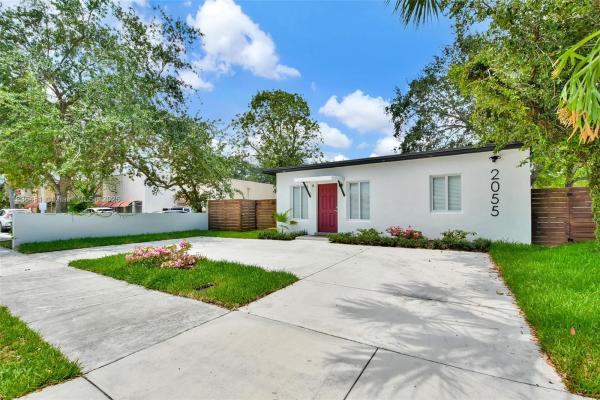 2055 NE 140th St, North Miami Beach, Florida 33181, image 1
