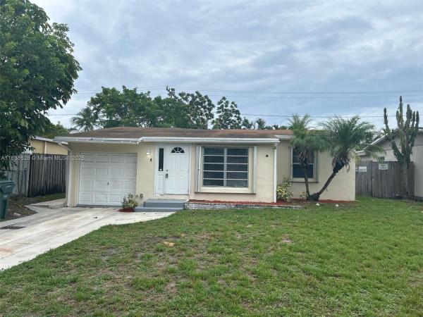 North Andrews Terrace, 5456 NW 1st Ave, Oakland Park, Florida 33309, image 1