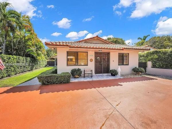 New Silver Crest, 2540 SW 11th St #A, Miami, Florida 33135, image 1