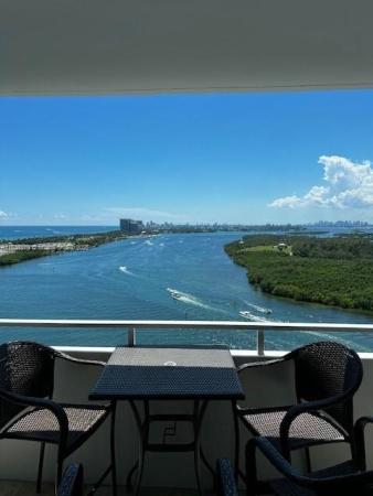 Arlen House West, 500 Bayview Dr #PH-18, Sunny Isles Beach, Florida 33160, image 1