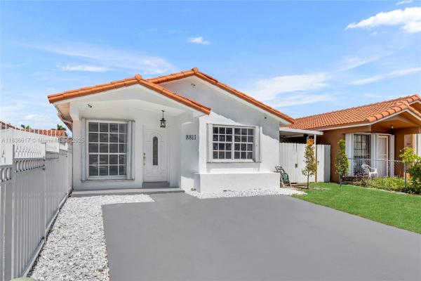London Estates, 8811 NW 112th Ter, Hialeah Gardens, Florida 33018, image 1