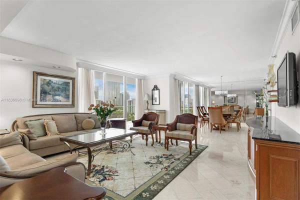 Turnberry Isle North, 19707 Turnberry Way #15E, Aventura, Florida 33180, image 3