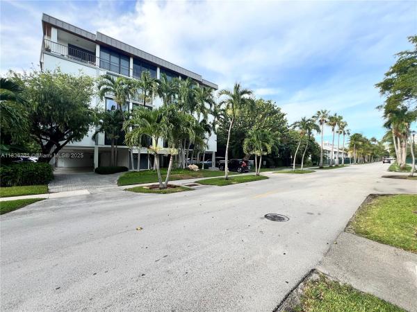 155 Sunrise Dr, 155 Sunrise Dr #3A, Key Biscayne, Florida 33149, image 1