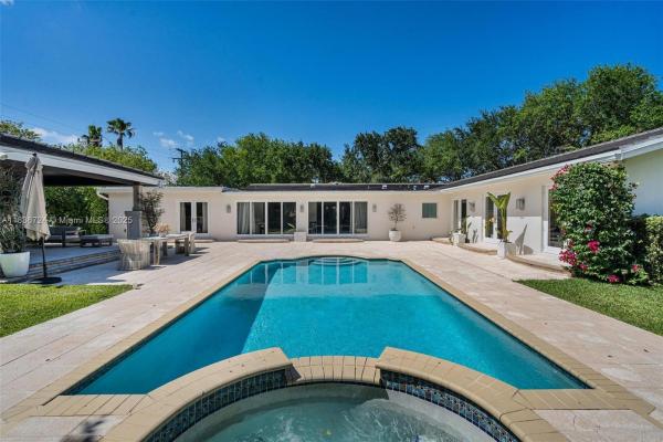 7160 SW 124th St, Pinecrest, Florida 33156, image 1