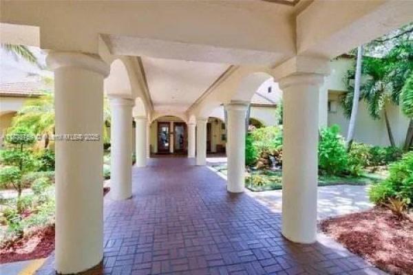 Orchid Tree Of Pine Island Ridge, 9491 SE Evergreen Pl #102, Davie, Florida 33324, image 1