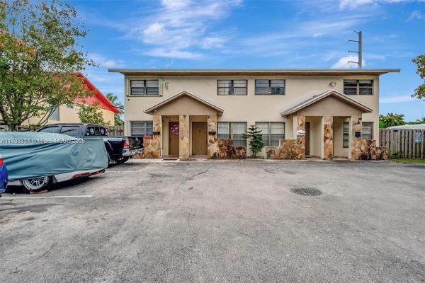 1604 NE 151st St #1604, Unincorporated Dade County, Florida 33162, image 1