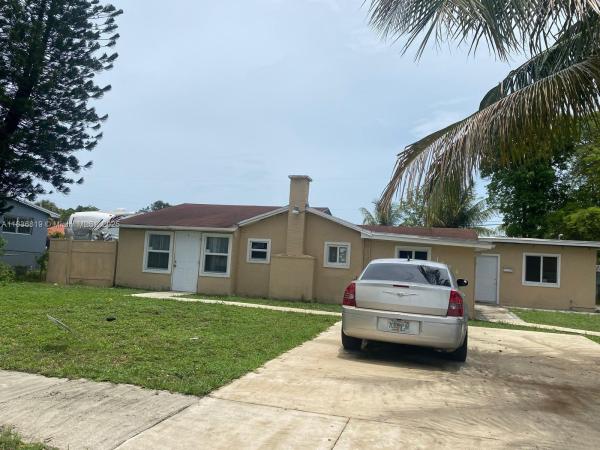 1124 NW 100th Ter #2, Unincorporated Dade County, Florida 33150, image 1