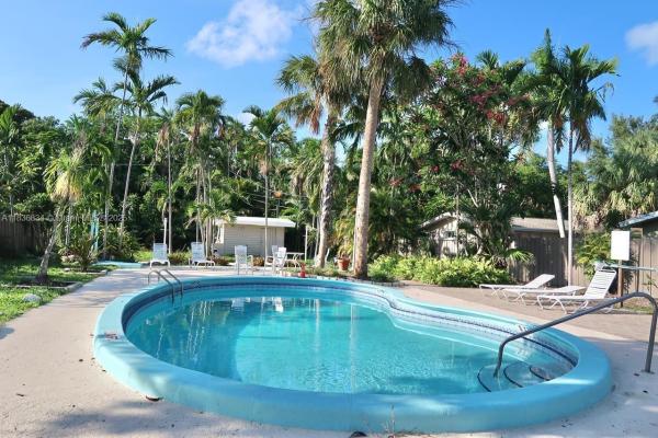 Cypress Gardens, 110 SW 20th Ave #1-2, Fort Lauderdale, Florida 33312, image 1