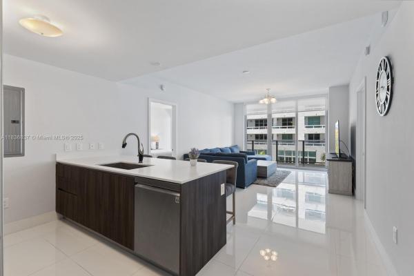 Aria On The Bay, 488 NE 18th St #509, Miami, Florida 33132, image 2