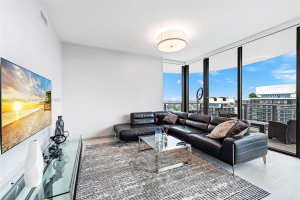 Brickell Flatiron, 1000 Brickell Plz #PH5307, Miami, Florida 33131, image 1