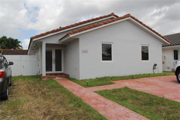 5402 SW 144th Ct, Unincorporated Dade County, Florida 33175, image 1