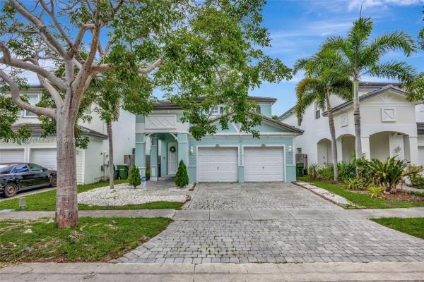 216 NE 36th Ter, Homestead, Florida 33033, image 1